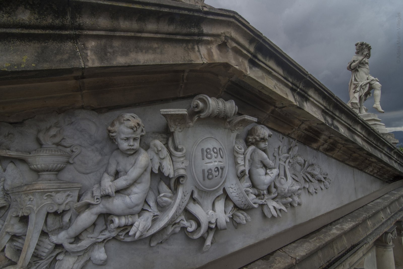 Toma del Teatro Nacional de Costa Rica. Propiedad Adela Marín Villegas.