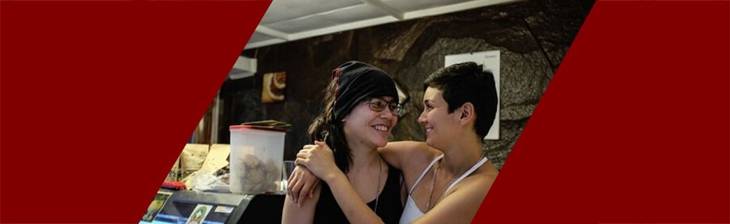 Dos mujeres se casan y convierten oficialmente a Costa Rica en primer país centroamericano que reconoce matrimonio igualitario