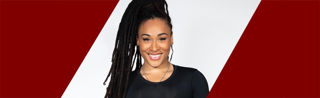 Guerrera costarricense dentro y fuera del cuadrilátero