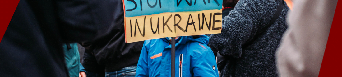 Combatientes ucranianas empiezan a recibir uniformes femeninos