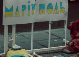 Mujeres chocan con régimen de Putin