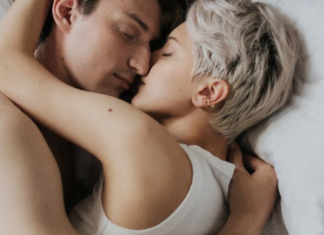 ¿Debe obligar a su pareja a tener relaciones sexuales?