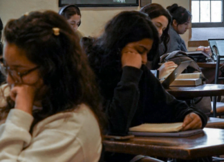 Miles de mujeres estudian la carrera de sus sueños