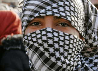 Cómo se ven amenazadas las defensoras de derechos humanos