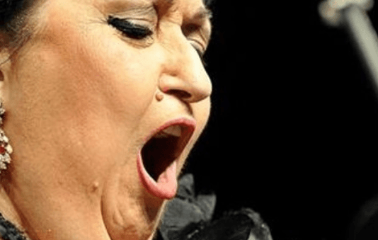 ¿Qué española es considerada una de las cantantes líricas más grandes del mundo?