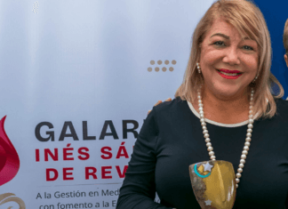 Revista Petra recibe galardón por su gestión en comunicación y género