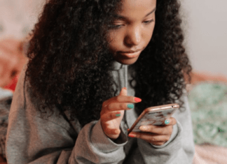 Brasil aprueba una ley histórica para proteger a los niños en línea