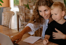 Emprender desde la casa: ideas para madres con hijos pequeños