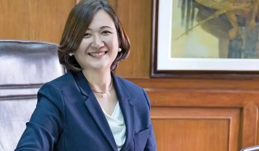 Sheila Marie Uriarte-Tan: la primera mujer al frente del Banco del Vaticano