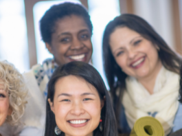 RAÍCES: liderazgo femenino que transforma desde adentro