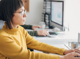 Tecnología, género y la brecha que limita la participación de las mujeres