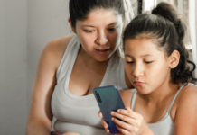 Maternidad digital idealizada: una práctica que invisibiliza la desigualdad