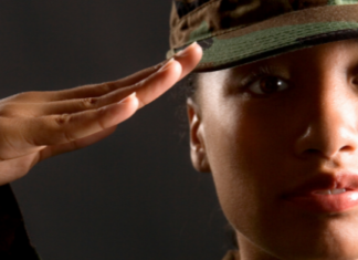 Mujeres y poder militar en América Latina