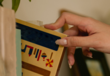Las chicas están leyendo menos libros, pero más historias que nunca