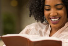 ¿Quiénes escribieron las historias que aprendimos a leer?