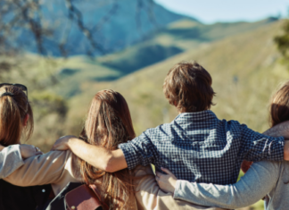 La generación que aprendió a poner nombre a sus relaciones