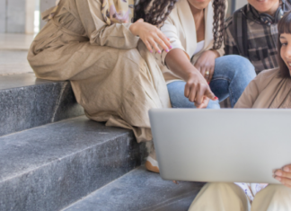 Las mujeres de la generación Z están cambiando la forma de leer
