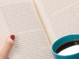 Las mujeres leen más mientras la IA transforma la experiencia literaria