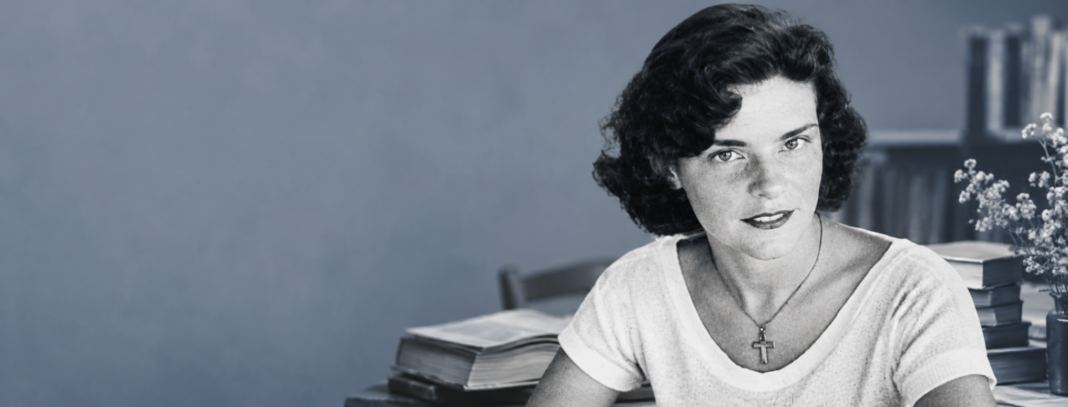 Retrato vintage entre libros