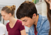 Estados Unidos elimina datos sobre acoso por identidad de género en las escuelas