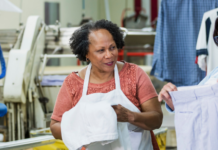 El trabajo sigue fuera del alcance de muchas venezolanas